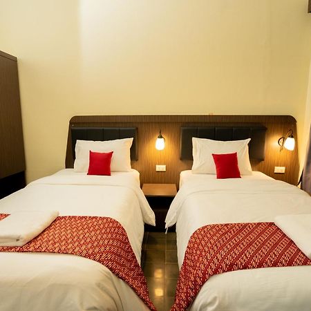 Yuwono Hotel & Villa Malioboro Yogyakarta Eksteriør billede